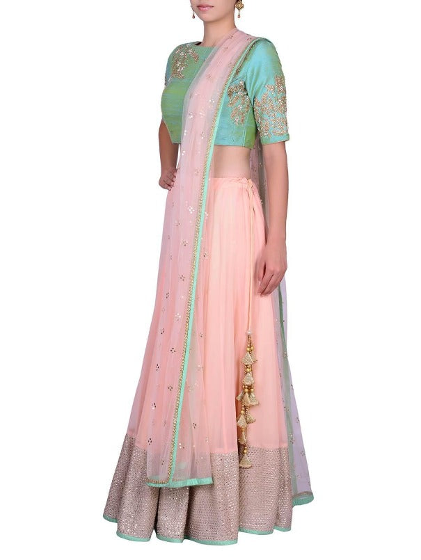 Search results for: 'salwar suit peach color'
